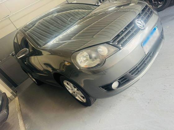 VOLKSWAGEN POLO SEDAN 1.6 MI 8V FLEX 4P AUTOMATIZADO